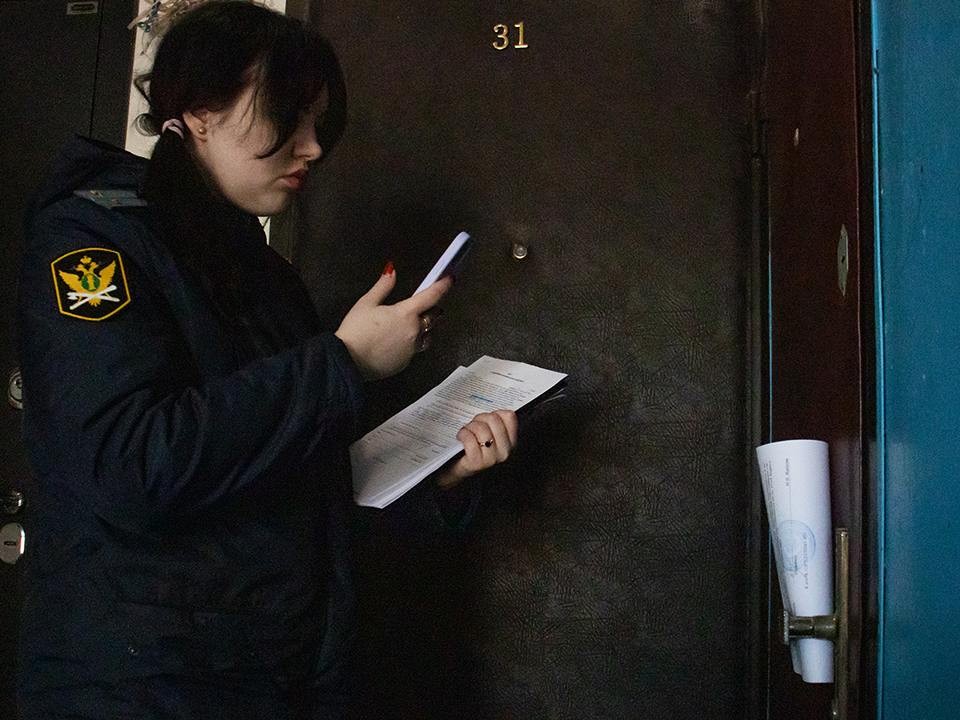 Освободить квартиру помогут приставы: что грозит Долиной за отказ съезжать с жилплощади