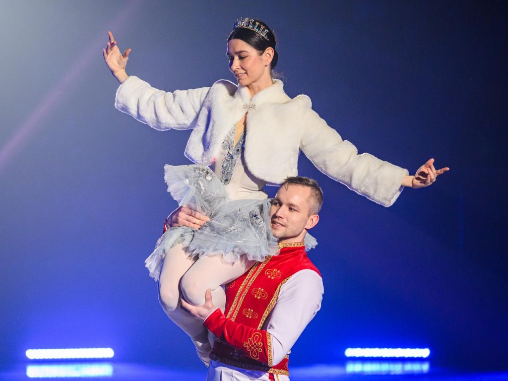 «Щелкунчика» на льду бесплатно покажут воскресенцам