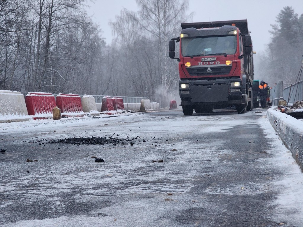 Движение моста через реку Сухмань открыли по двум полосам