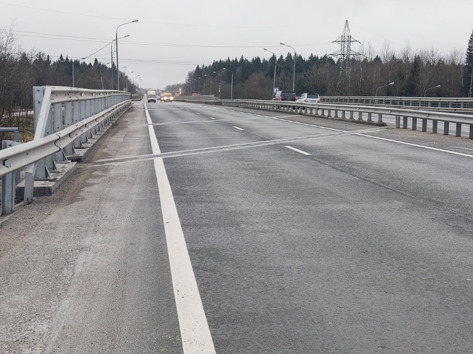 Путепровод обновили: на 68-м км Ярославского шоссе восстановили покрытие и сходы