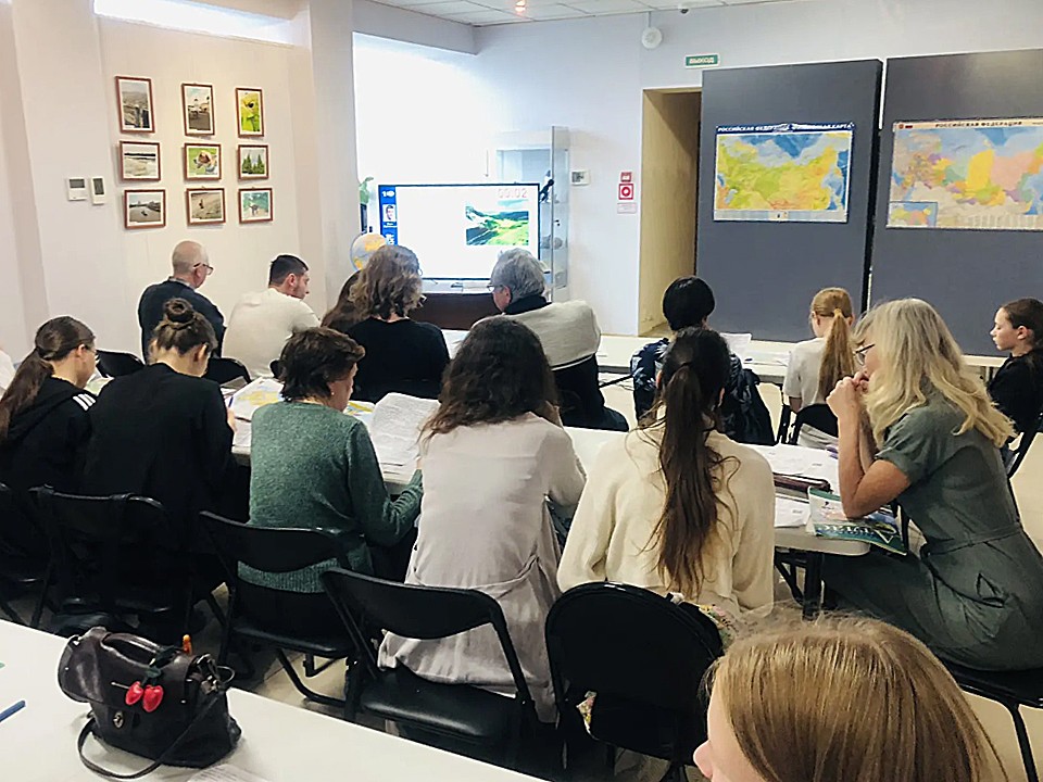 От галереи до Камчатки: ступинцы проверили знания на Географическом диктанте