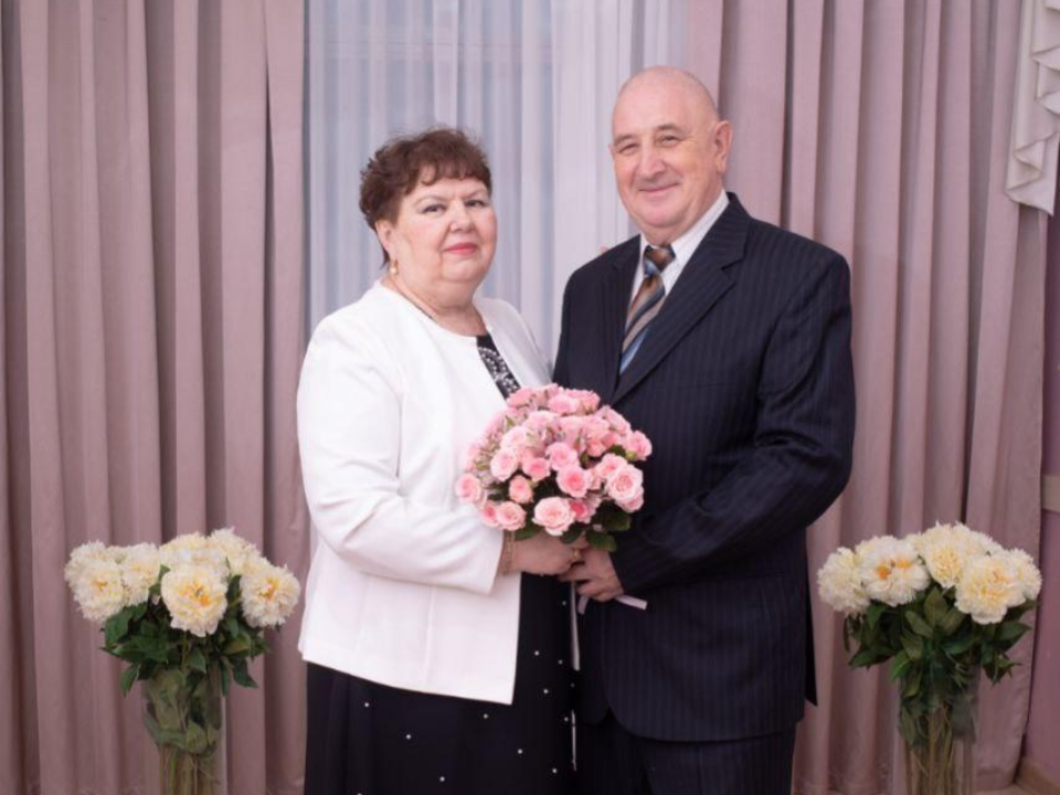 Золотая свадьба: что помогло супругам из Щелкова любить друг друга полвека