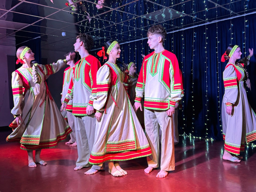 «Праздник к нам приходит»: аншлаг на концерте в Староситненском ДК