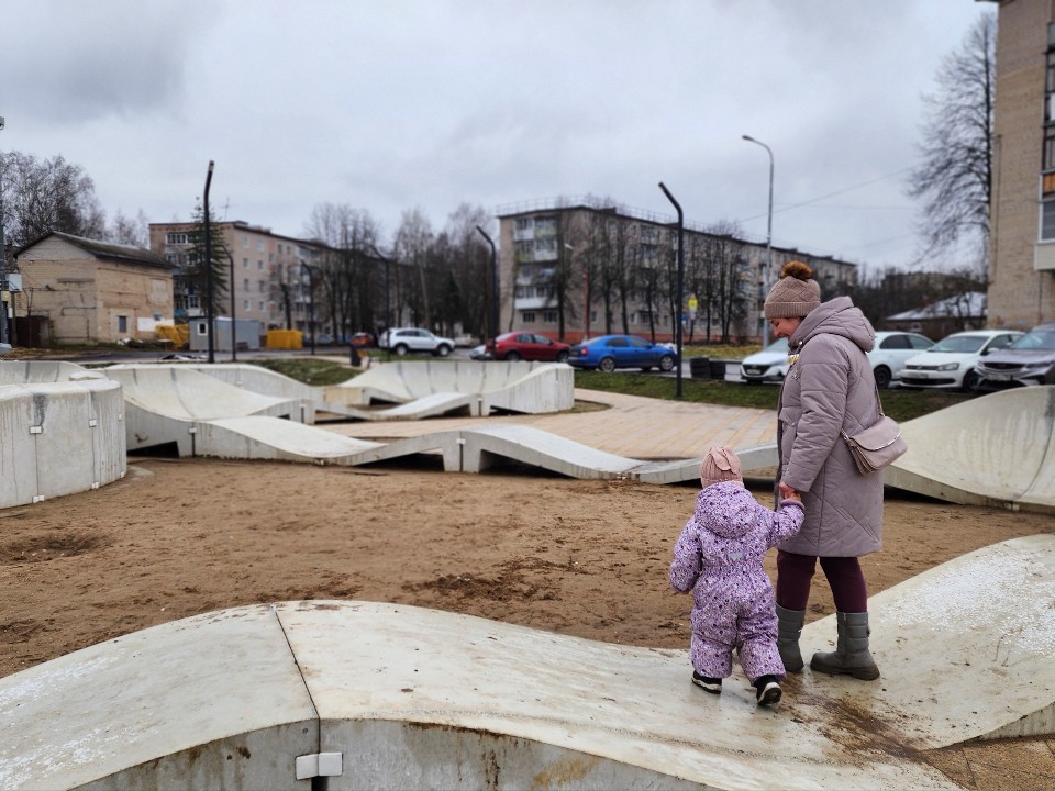 От детских площадок до памп-трека: как «Семейный» сквер изменит отдых и досуг жителей шестого мкр-на