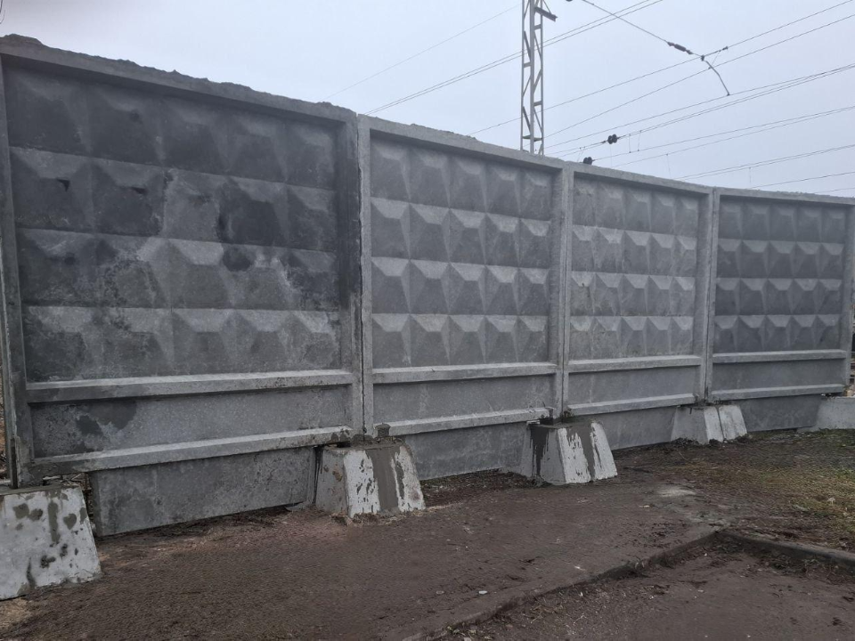 Возле ж/д станции Чехов изменили схему прохода к путям: что важно знать, чтобы не попасть на штраф