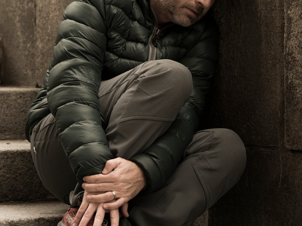 Жители Балашихи помогли мужчине, которого выгнала из дома жена