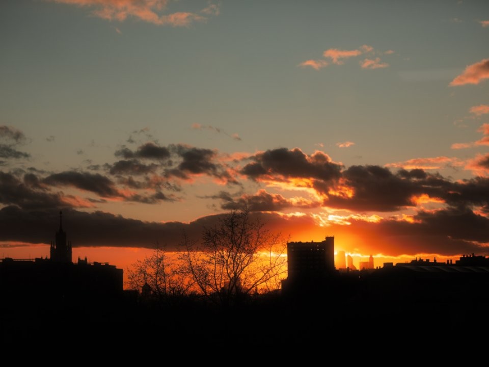 Магнитная буря сегодня, 24 декабря 2025: точный прогноз, сила, влияние на метеозависимых