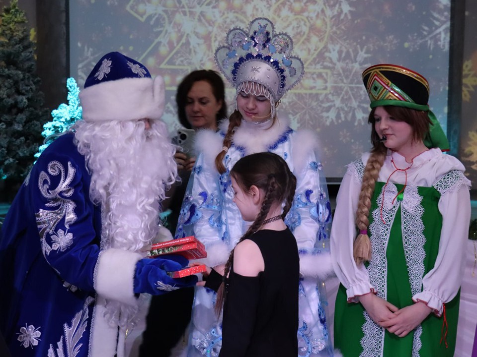 Загадки от Морозко и хороводы в парке: как в Ступине стартовали детские каникулы