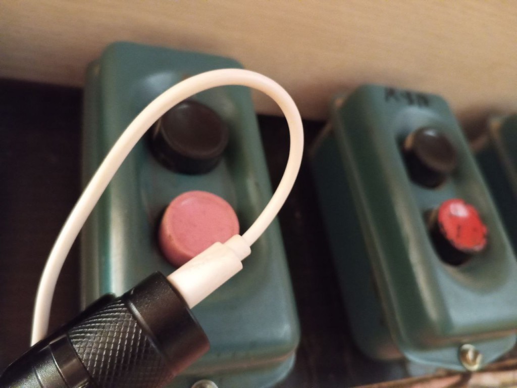 Игра со смертью: Подростки в Егорьевске лезут в электрощитовые ради вейпов