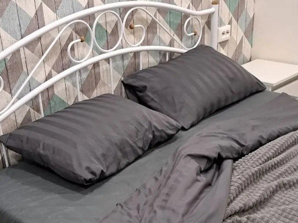 Можно ли спать на кровати умершего: священник объясняет, как правильно поступить