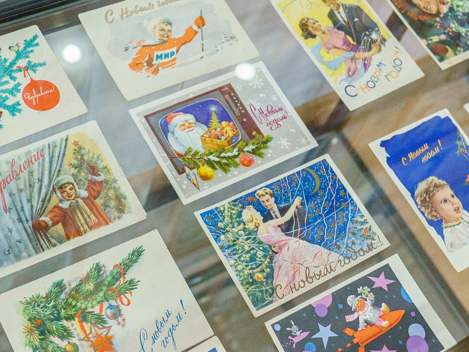 «Новогодний привет»: в Солнечногорске создали открытки в стиле СССР