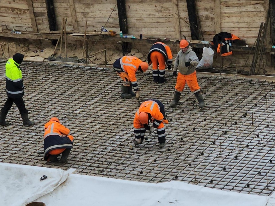 Гигантская парковка у водоемов: строители раскрыли сроки сдачи объекта под Серпуховом
