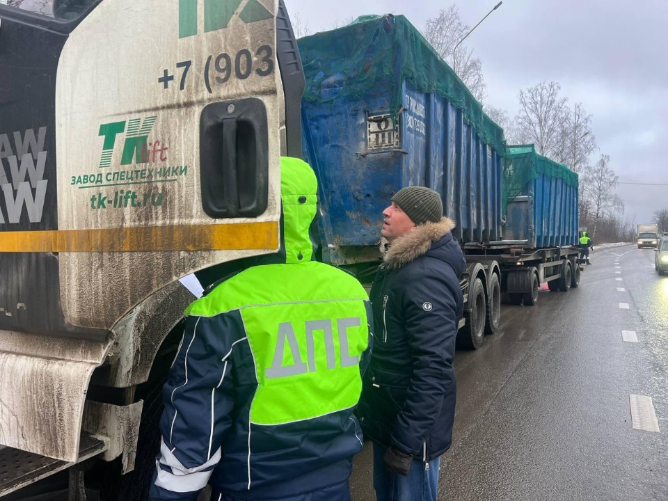 Поймали с поличным: чем обернулся нелегальный вывоз строительного мусора для десятков подмосковных компаний