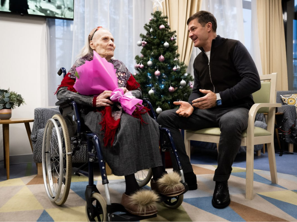 В Люберцах с вековым юбилеем поздравили ветерана труда и труженицу тыла