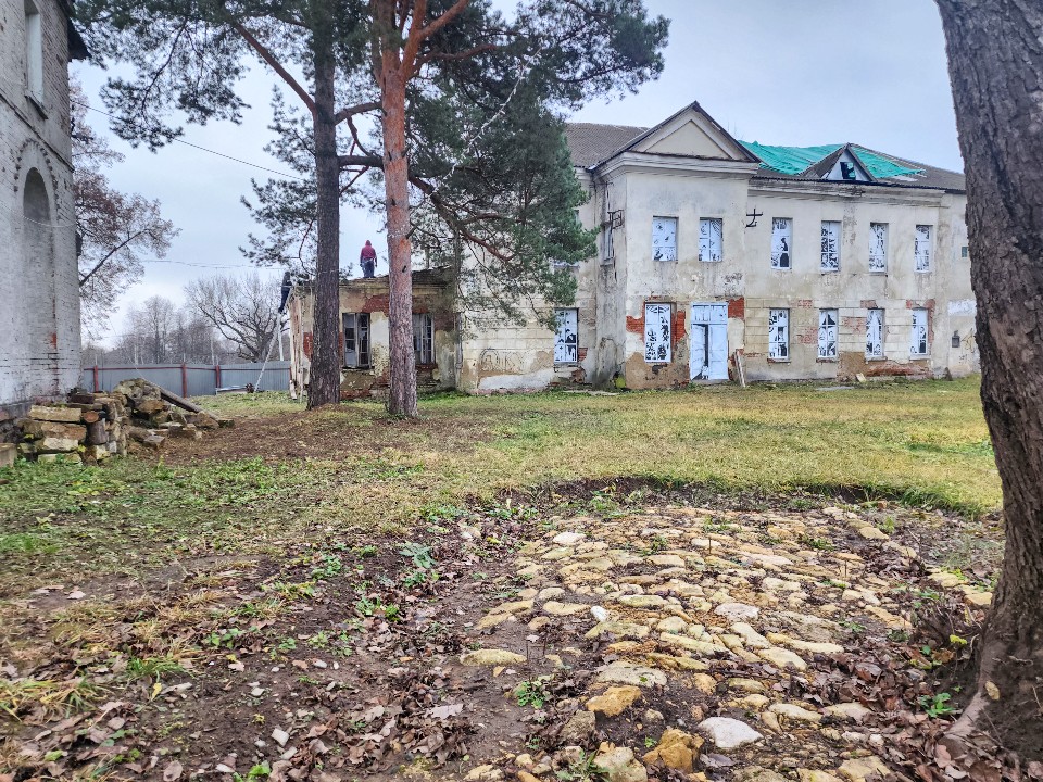 Последний аккорд сезона: усадьбу «Плещеево» в Подольске консервируют на зиму