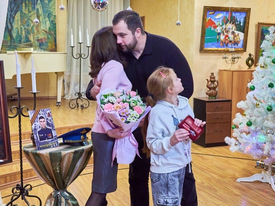 В Чехове вручили Орден Мужества семье погибшего на спецоперации Игоря Филатова