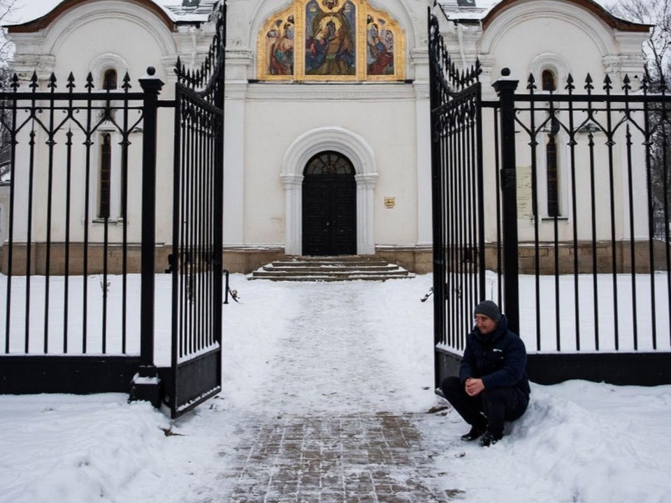 А если это не нищий, а мошенник? Всем ли надо подавать милостыню, объяснил батюшка