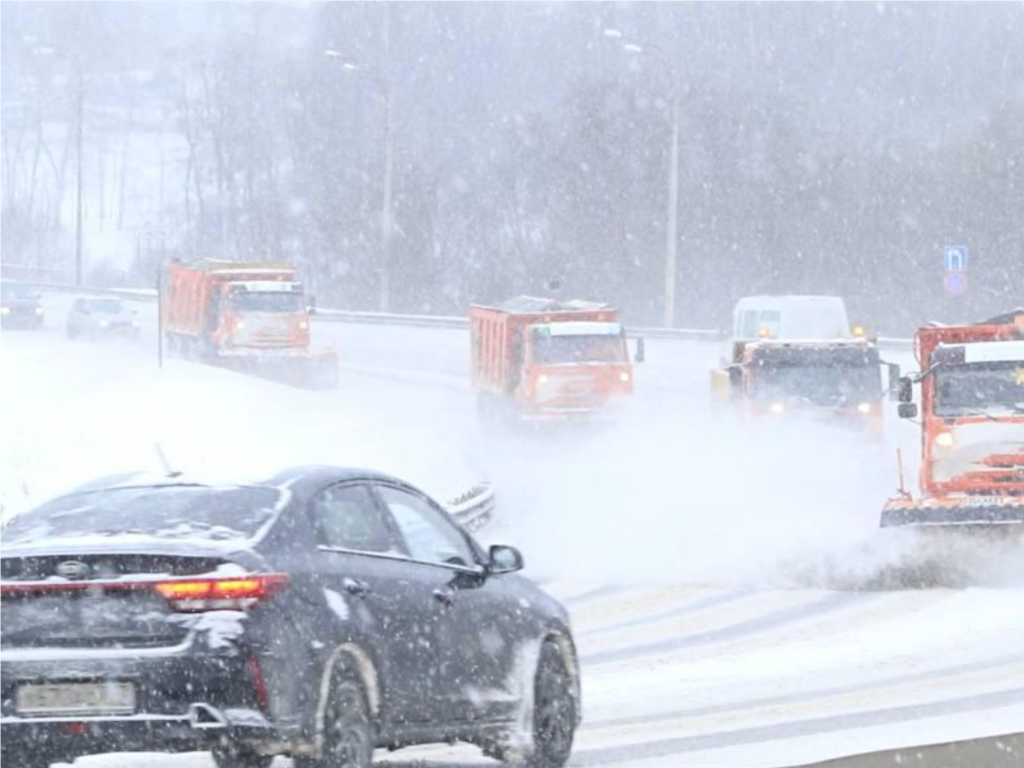 Метель уже в пути: дорожники и коммунальщики готовы дать отпор снегу и льду