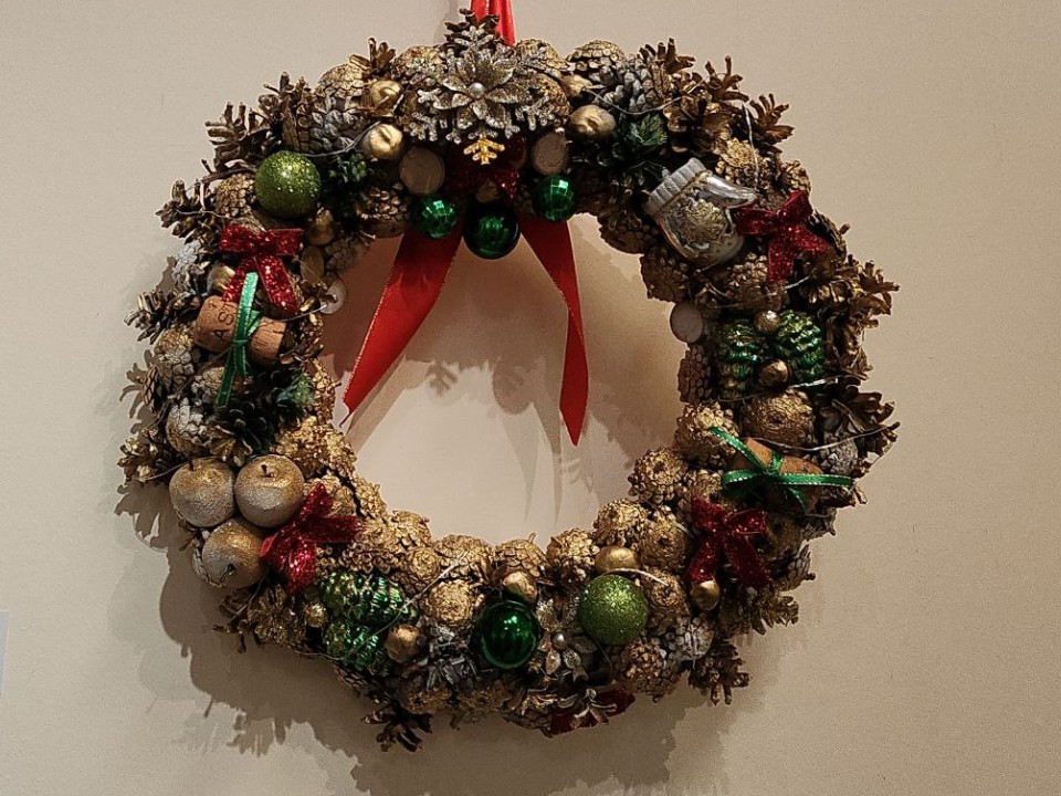 Чехов зажигает огни: жители округа посоревнуются за самый новогодний двор и подъезд