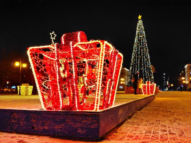 Названы лучшие города для встречи Нового года в Подмосковье