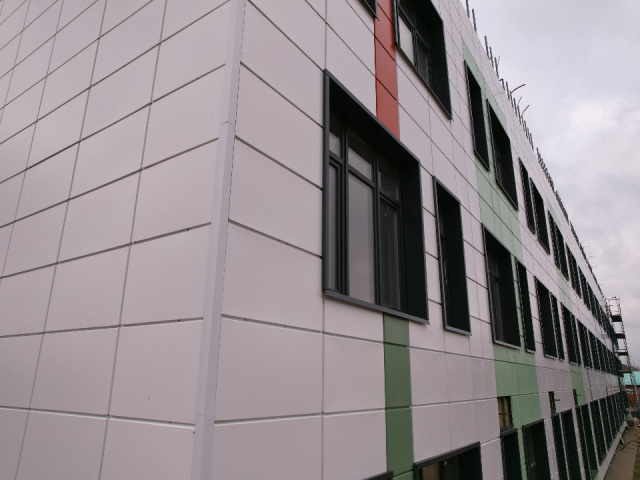 Нехватка детей стала причиной отказа в строительстве школы