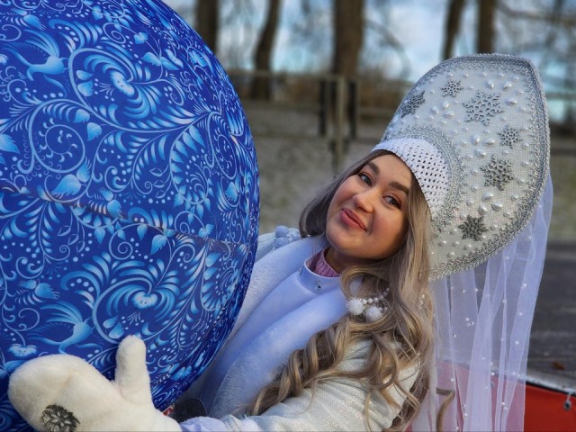 В «Городке» организовали семейный праздник с фокусником и сказочными героями