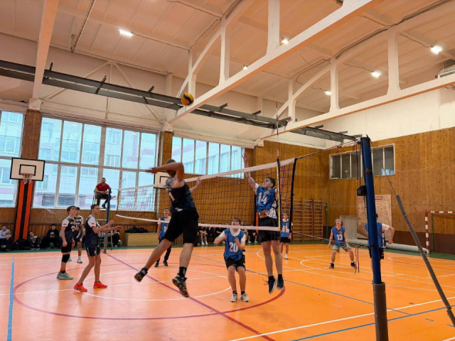 Команды округа борются за выход в финал «Единой школьной лиги»