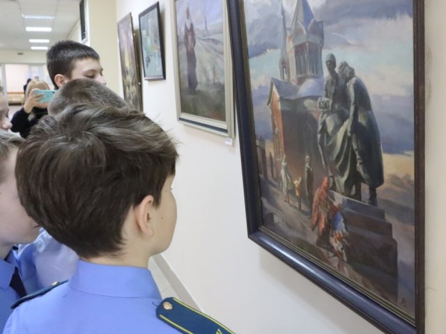 Лотошинцы открыли выставку о героизме земляков в зоне СВО