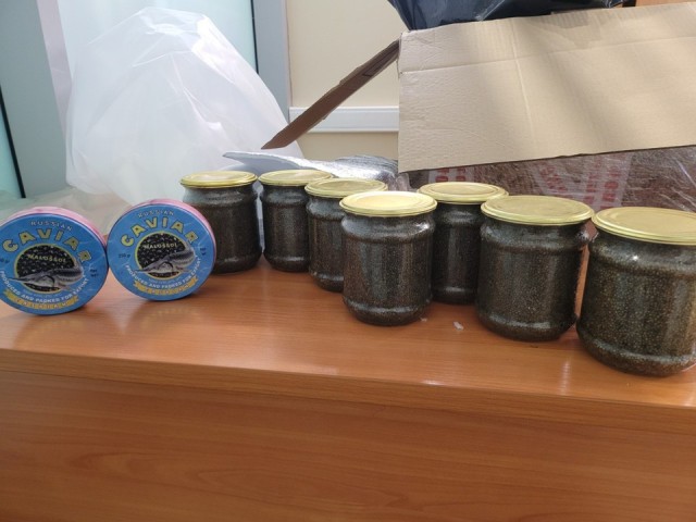 «Везу на свадьбу»: что нашли таможенники у пассажира, вылетавшего в Дубай