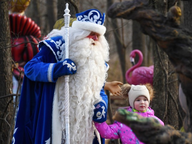 «Новый год под шубой»: в парках Подмосковья открывается праздничный сезон