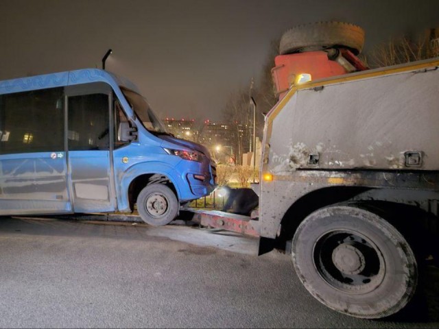 Нарушители будут наказаны: большегрузы эвакуируют с парковок Долгопрудного