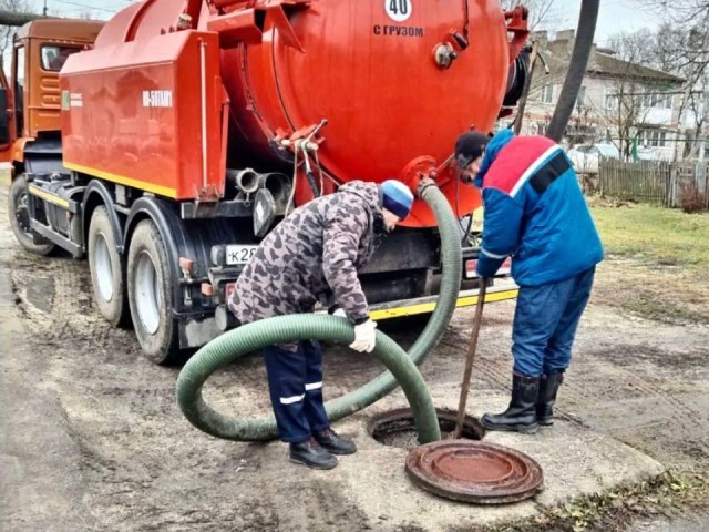 От салфетки до аварии: кто засоряет подмосковную канализацию и как с этим борются коммунальщики