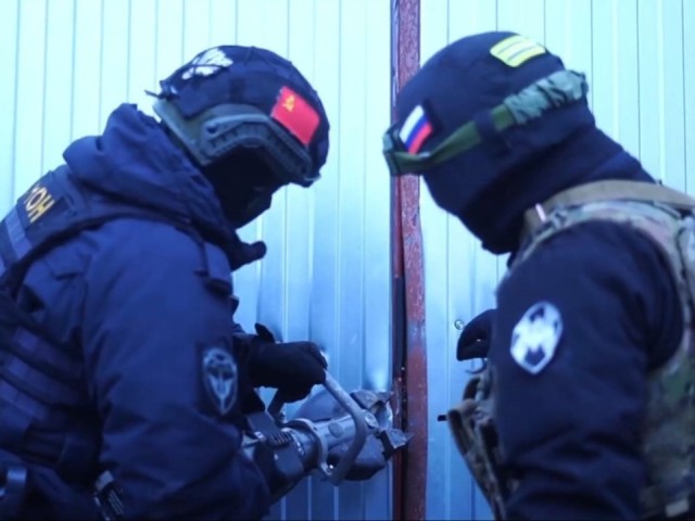 Миллион пачек на черном рынке: как мигрант наладил поставку контрафакта в Подмосковье