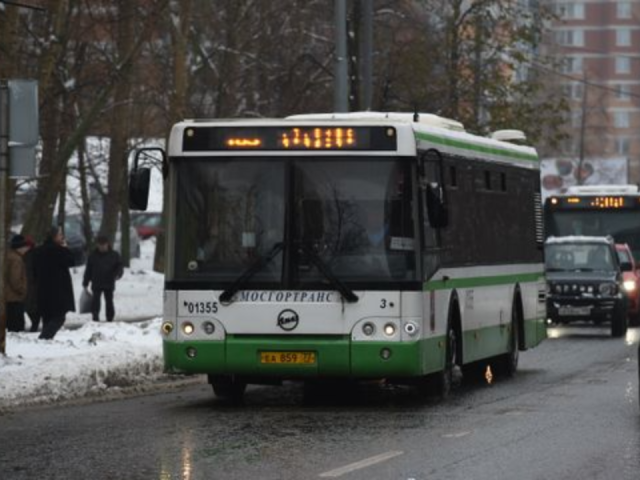 У электричек уже пятница: как изменилось движение общественного транспорта в новогодние праздники