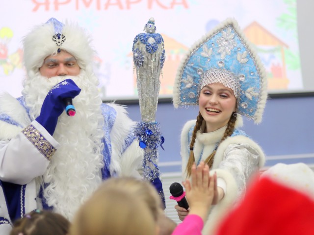 Коломенские студенты собрали благотворительную помощь для социальных центров