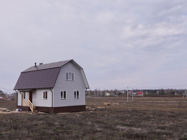 Рекорд недели: участок в деревне Булатово продан за круглую сумму на аукционе в Подмосковье