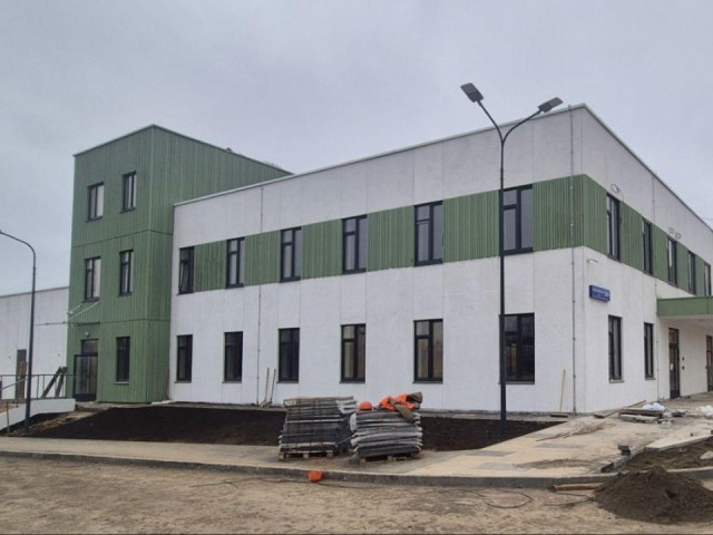 Пять бригад на страже здоровья: зачем в поселке Михнево возводят трехэтажную подстанцию скорой помощи