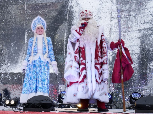 Шествие Дедов Морозов, Конек-Горбунок и Лошадь: где в Сергиевом Посаде пройдут праздничные гуляния 13 декабря