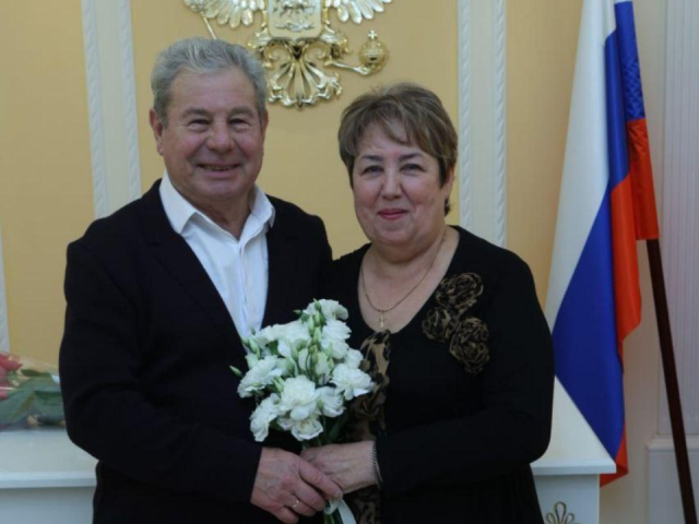 Полвека вместе: в Орехово-Зуевском ЗАГСе поздравили супругов, отметивших золотую свадьбу