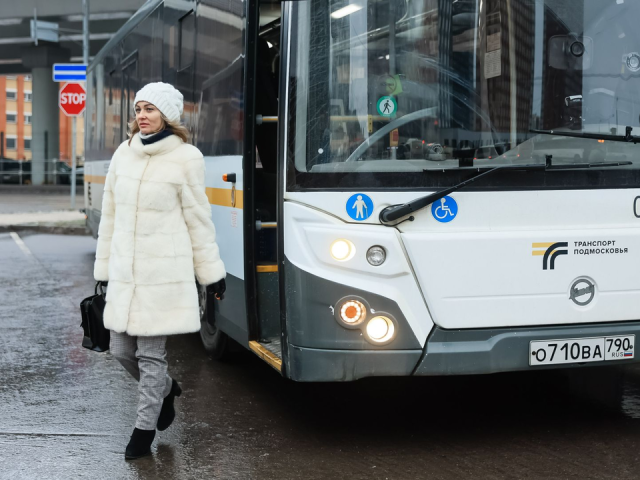 Новогодний график: как изменится работа транспорта и парковок в Котельниках