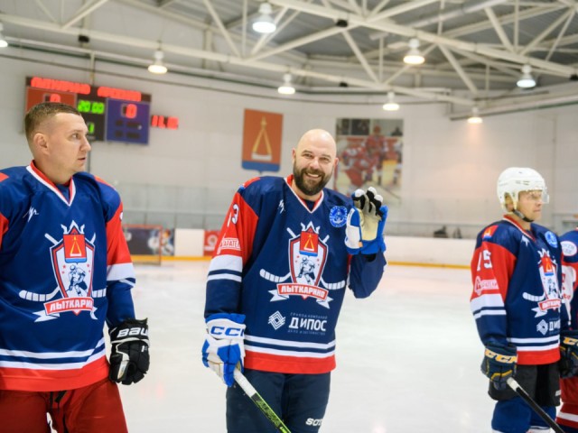 Хоккейная команда «Кристалл» завоевала Кубок главы Лыткарина