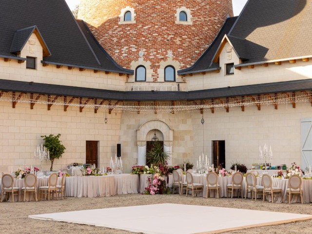 Свадьба в стиле «деревенской мечты»: новая локация для брака открылась в Коломне