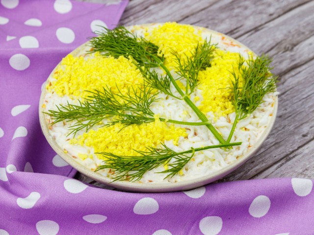 Такая разная Мимоза: новые версии новогоднего салата презентует кулинар из Бронниц