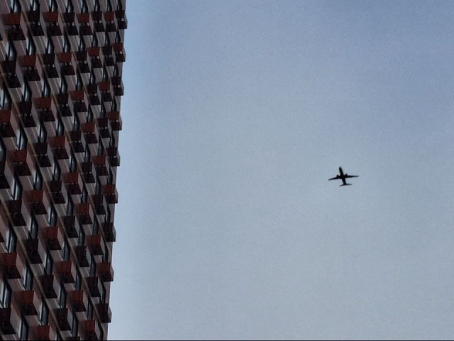 Самолеты задерживаются: в Шереметьево введен особый режим работы