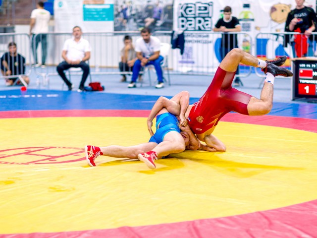 Ногинские борцы завоевали серебро и бронзу на Кубке Арктики по спортивной борьбе