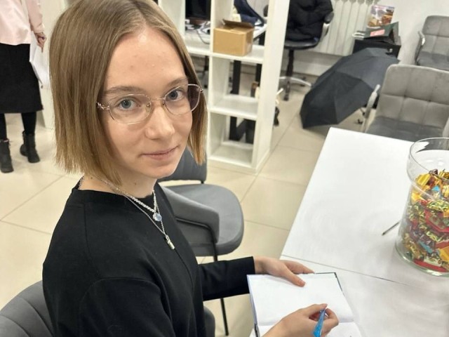 Журналистка Ксения Кашицина расскажет об этике и работе военкоров в центре «Алиби»