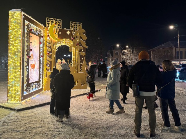 Можайцев приглашают сделать фото у новых световых инсталляций