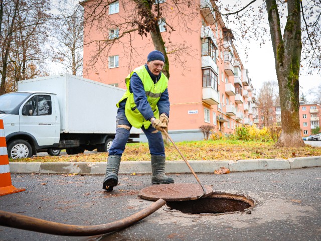 Не кормите монстров: почему нельзя смывать в унитаз жир и влажные салфетки и чем опасно это сочетание