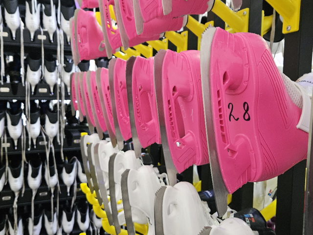 С попкорном в кино или коньками на катке: афиша Можайска на 21 декабря