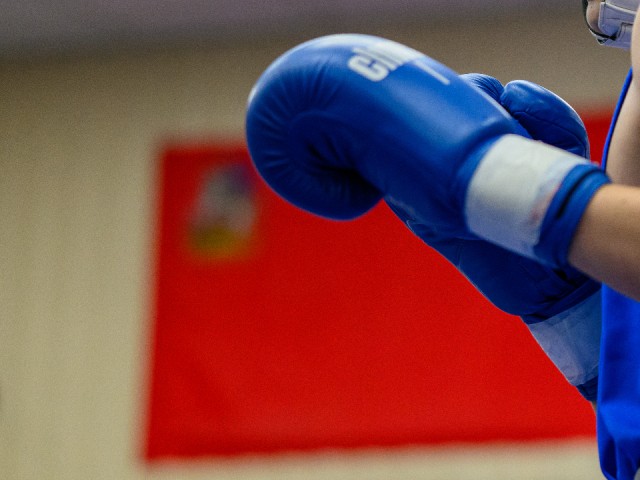 Ногинский боец «выключил» финал досрочно: как Иван Сизов забрал титул в Рязани